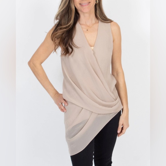 Cathea Shift Dress - Picture 4 of 5